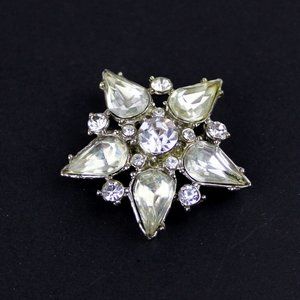 Vintage Five Petal Flower Brooch Rhinestone Lapel Pin Silver-Tone Floral J89